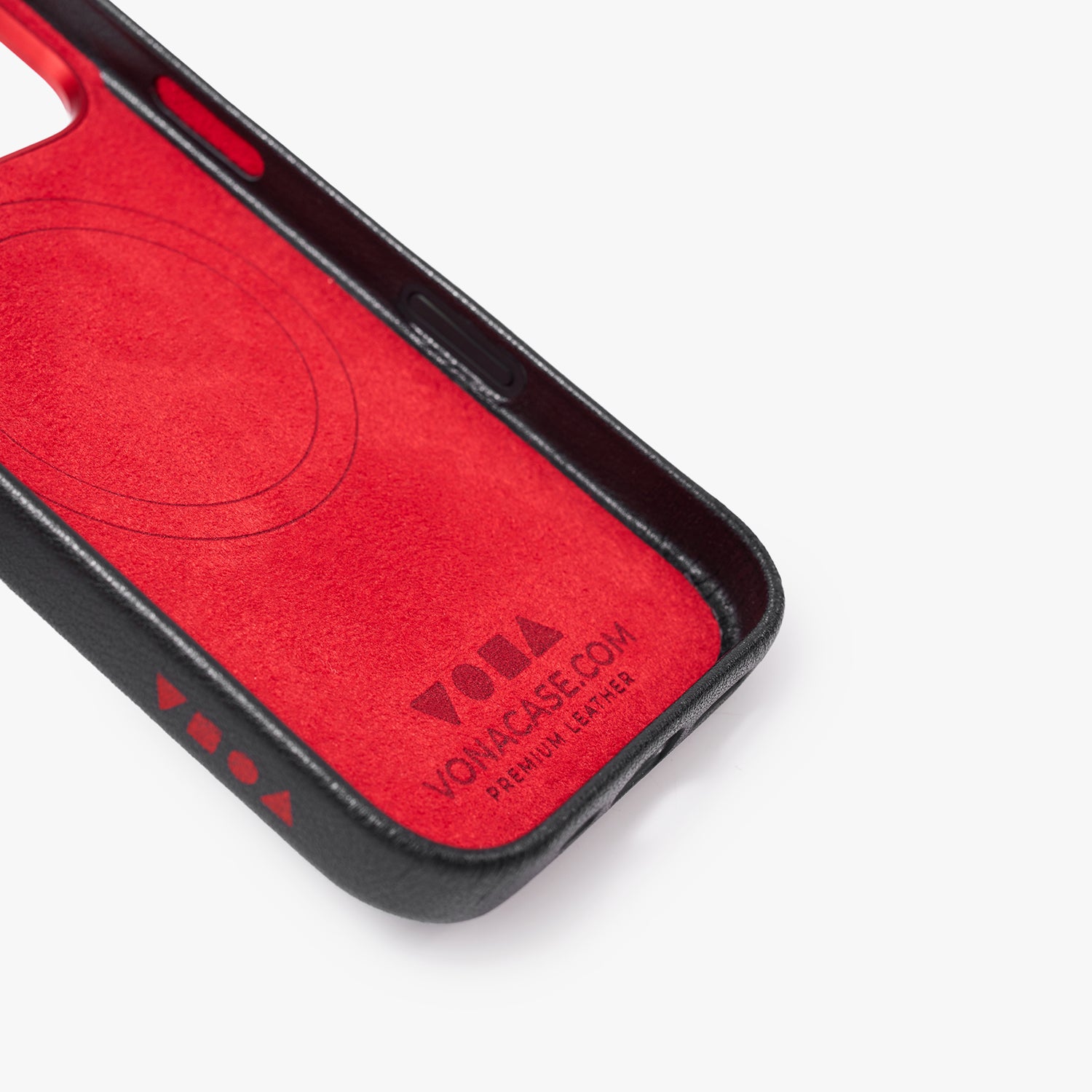 iPhone 16 Pro MagSafe Leather Case